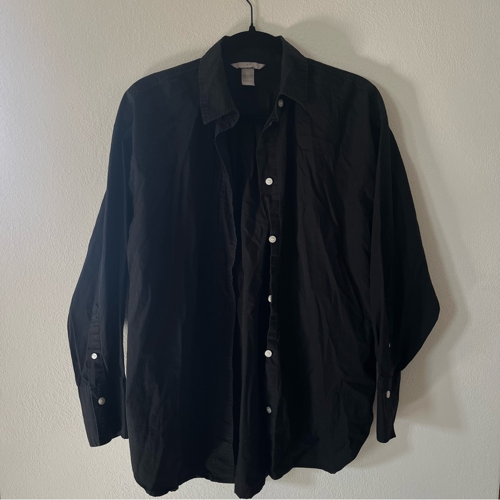 H&M Oversized Women’s Long Sleeve Black Collared Button Down Small